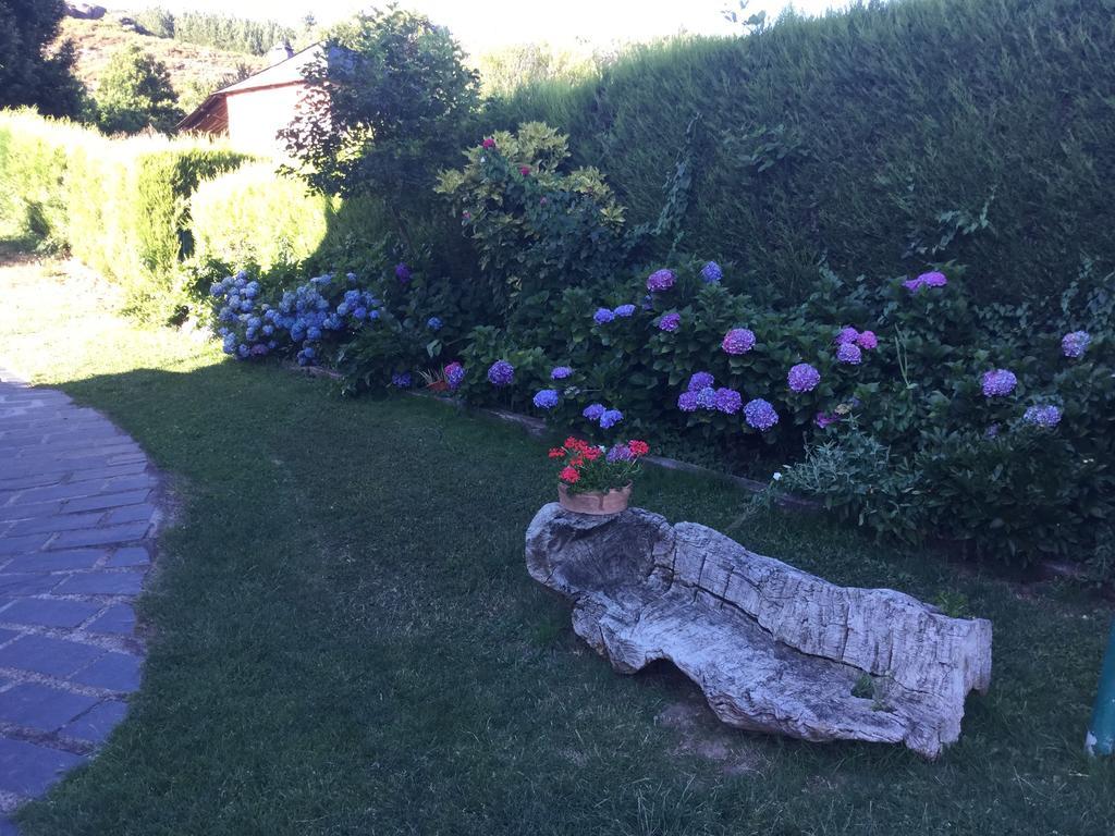 Alojamiento En Entorno Rural Los Trobos Villar de Otero Bagian luar foto